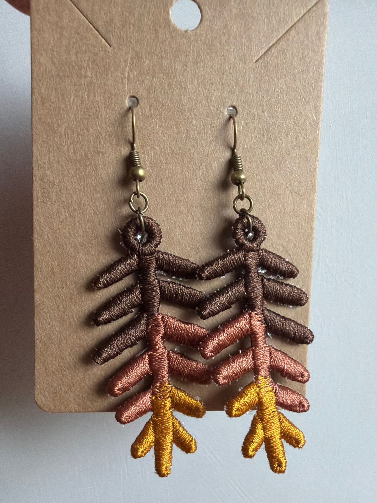 Frondly Earrings